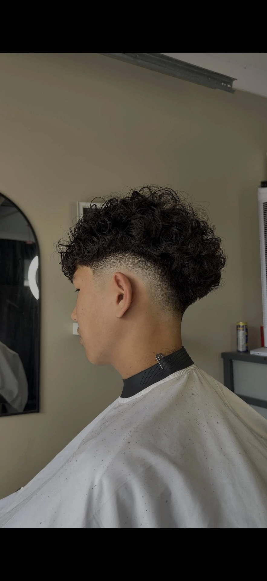 Skin Fade · Side Part